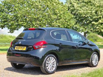 Peugeot 208 1.2 PureTech Allure EAT Euro 6 (s/s) 5dr
