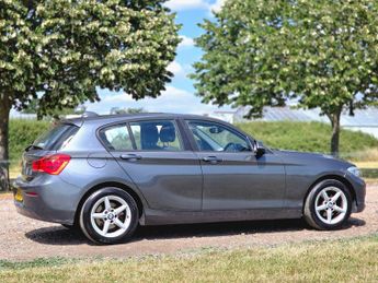 BMW 1 Series 1.5 118i SE Auto Euro 6 (s/s) 5dr