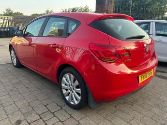 Vauxhall Astra 1.6 16v Exclusiv Auto Euro 5 5dr