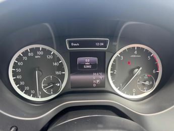 Infiniti QX30 2.2d Luxe Tech DCT AWD Euro 6 (s/s) 5dr