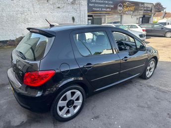 Peugeot 307 2.0 HDi GT 5dr