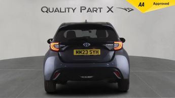 Toyota Yaris 1.5 VVT-h Design E-CVT Euro 6 (s/s) 5dr