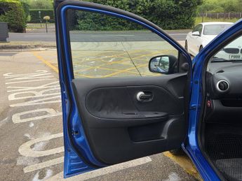 Nissan Note 1.6 16V Acenta Auto Euro 4 5dr