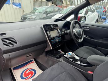 Nissan Leaf 24kWh Acenta Auto 5dr