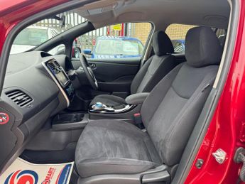 Nissan Leaf 24kWh Acenta Auto 5dr