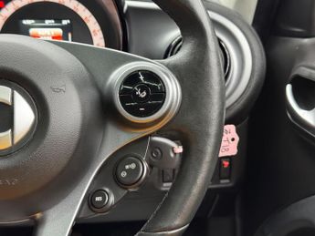 Smart forfour EQ 17.6kWh Prime (Premium) Auto 5dr (22kW Charger)