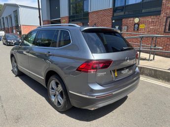 Volkswagen Tiguan Allspace 2.0 TSI SEL DSG 4Motion Euro 6 (s/s) 5dr