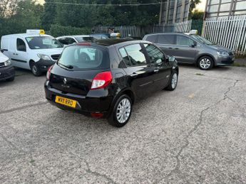 Renault Clio 1.2 Dynamique TomTom Euro 5 5dr