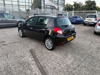 Renault Clio 1.2 Dynamique TomTom Euro 5 5dr