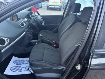 Renault Clio 1.2 Dynamique TomTom Euro 5 5dr