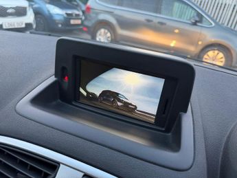 Renault Clio 1.2 Dynamique TomTom Euro 5 5dr