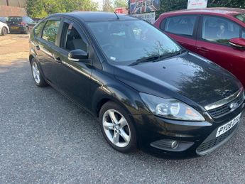 Ford Focus 1.6 Zetec 5dr