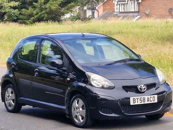 Toyota AYGO 1.0 VVT-i Black Euro 4 5dr (AC)