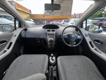 Toyota Yaris 1.33 Dual VVT-i TR MultiMode Euro 4 (s/s) 5dr