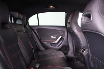 Mercedes-Benz A Class 1.5 A180d AMG Line (Premium) 7G-DCT Euro 6 (s/s) 5dr