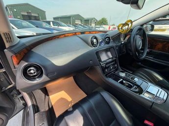 Jaguar XJ 3.0d V6 Premium Luxury Auto Euro 5 (s/s) 4dr