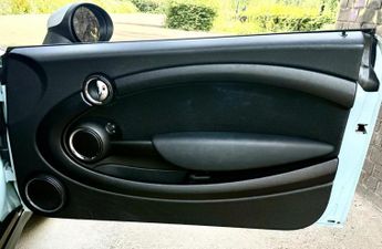 MINI Hatch 1.6 Cooper Auto Euro 6 3dr