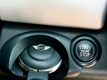 MINI Hatch 1.6 Cooper Auto Euro 5 3dr