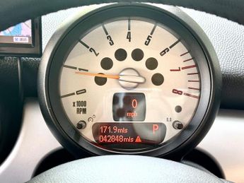 MINI Hatch 1.6 Cooper Auto Euro 5 3dr