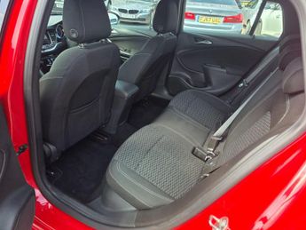 Vauxhall Astra 1.4i Turbo SRi Nav Sports Tourer Auto Euro 6 (s/s) 5dr