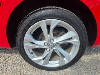 Vauxhall Astra 1.4i Turbo SRi Nav Sports Tourer Auto Euro 6 (s/s) 5dr