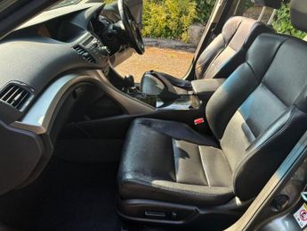 Honda Accord 2.2 i-DTEC EX Tourer Auto Euro 5 5dr