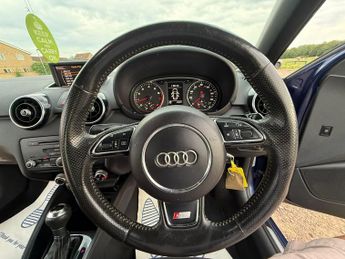 Audi A1 1.4 TFSI S line Sportback S Tronic Euro 5 (s/s) 5dr