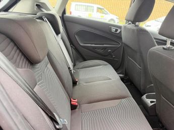 Ford Fiesta 1.0T EcoBoost Zetec Euro 5 (s/s) 5dr