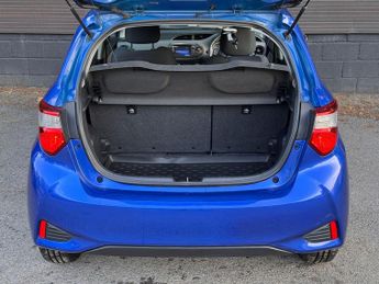 Toyota Yaris 1.5 VVT-h Icon E-CVT Euro 6 (s/s) 5dr
