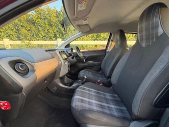 Peugeot 108 1.0 Active 2 Tronic Euro 6 5dr