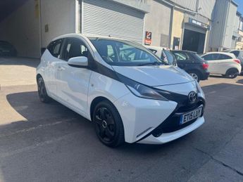 Toyota AYGO 1.0 VVT-i x-play x-shift Euro 5 5dr Euro 5