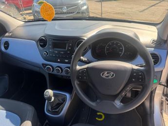 Hyundai i10 1.0 SE Euro 5 5dr