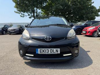 Toyota AYGO 1.0 VVT-i Fire Euro 5 5dr