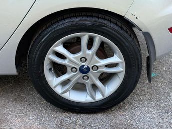Ford Fiesta 1.0T EcoBoost Zetec Euro 6 (s/s) 5dr