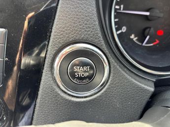 Nissan Qashqai 1.6 dCi N-Connecta XTRON 2WD Euro 6 (s/s) 5dr