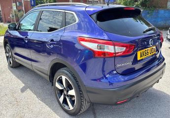 Nissan Qashqai 1.6 dCi N-Connecta XTRON 2WD Euro 6 (s/s) 5dr