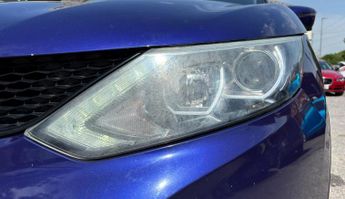 Nissan Qashqai 1.6 dCi N-Connecta XTRON 2WD Euro 6 (s/s) 5dr