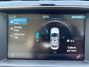 Jaguar XE 2.0d Portfolio Auto Euro 6 (s/s) 4dr