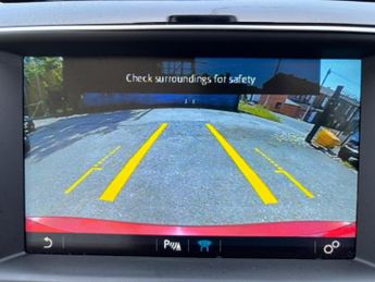 Jaguar XE 2.0d Portfolio Auto Euro 6 (s/s) 4dr