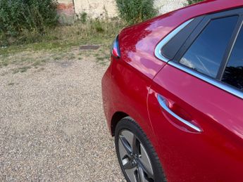 Hyundai IONIQ 1.6 h-GDi Premium SE DCT Euro 6 (s/s) 5dr