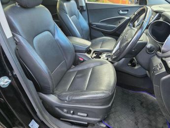 Hyundai Santa Fe 2.2 CRDi Premium SE SUV 5dr Diesel Auto 4WD Euro 5 (7 seat) (194