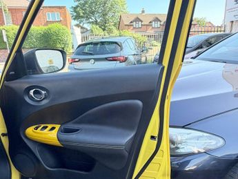 Nissan Juke 1.6 Tekna XTRON Euro 6 5dr