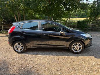 Ford Fiesta 1.0 Zetec Euro 5 (s/s) 5dr