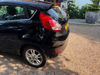 Ford Fiesta 1.0 Zetec Euro 5 (s/s) 5dr