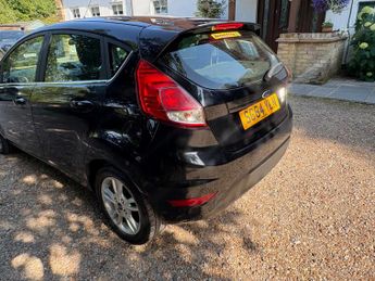Ford Fiesta 1.0 Zetec Euro 5 (s/s) 5dr
