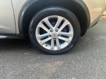 Nissan Juke 1.6 Acenta Premium Euro 5 5dr