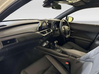 Lexus UX 2.0 250h F Sport Design SUV 5dr Petrol Hybrid E-CVT Euro 6 (s/s)