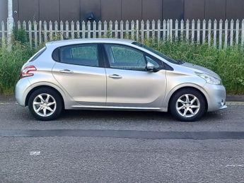 Peugeot 208 1.2 VTi Active Euro 5 5dr