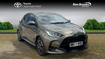 Toyota Yaris 1.5 VVT-h Design E-CVT Euro 6 (s/s) 5dr