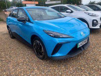 MG MG4 64kWh SE Long Range Auto 5dr